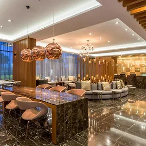 Courtyard By Marriott Airport Богота