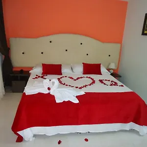 House A 5 Min De La Embajada Americana Богота